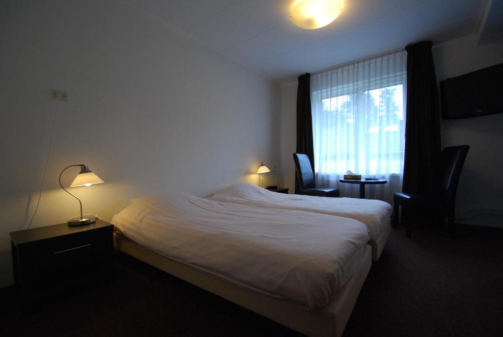 Boutique Hotel De Rozenhof Heilig Landstichting Room photo